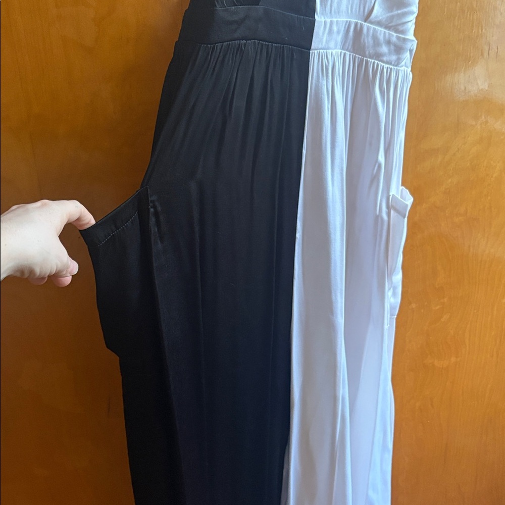 Fashion Brand Company Silky Black and White Halter Jumpsuit size small EUC - Picture 4 of 10